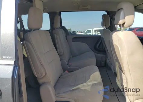 2011 Chrysler Town & Country Touring из США, поврежденный, VIN 2A4RR5DG8BR677043